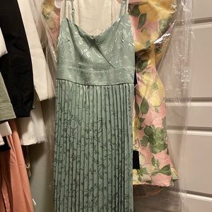 Lulu’s Sage green dress